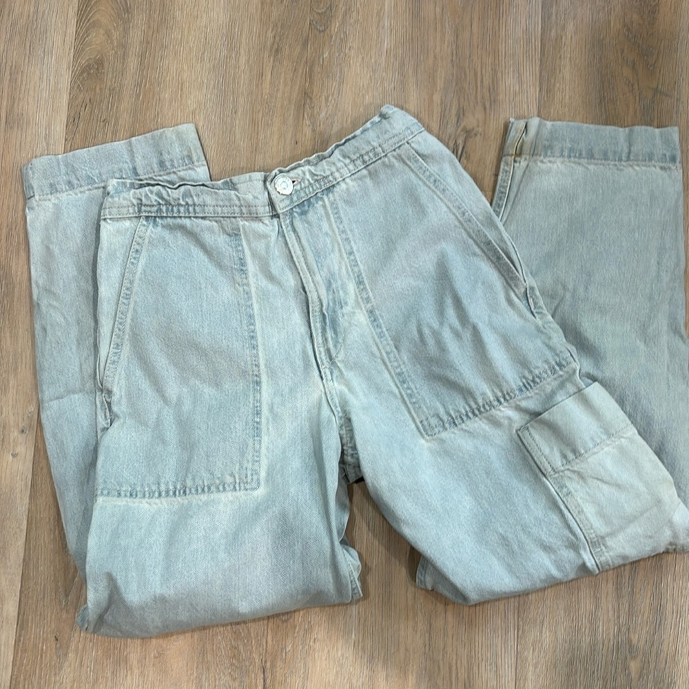 ZARA LIGHT WASHED DENIM CARGOS